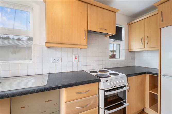 16 Michael Fitzgerald Place, Clondulane, Fermoy, Co. Cork.