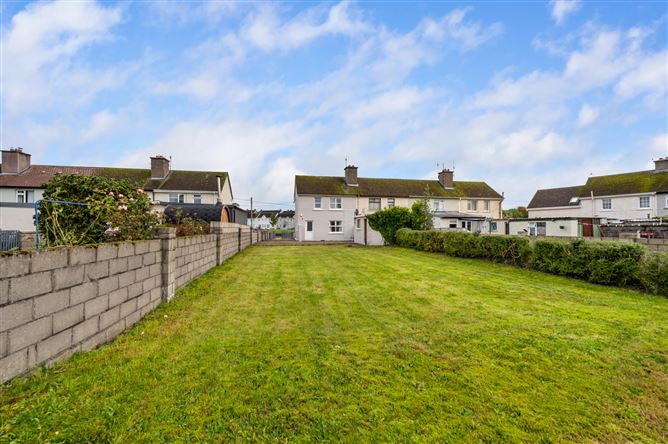 16 Michael Fitzgerald Place, Clondulane, Fermoy, Co. Cork.
