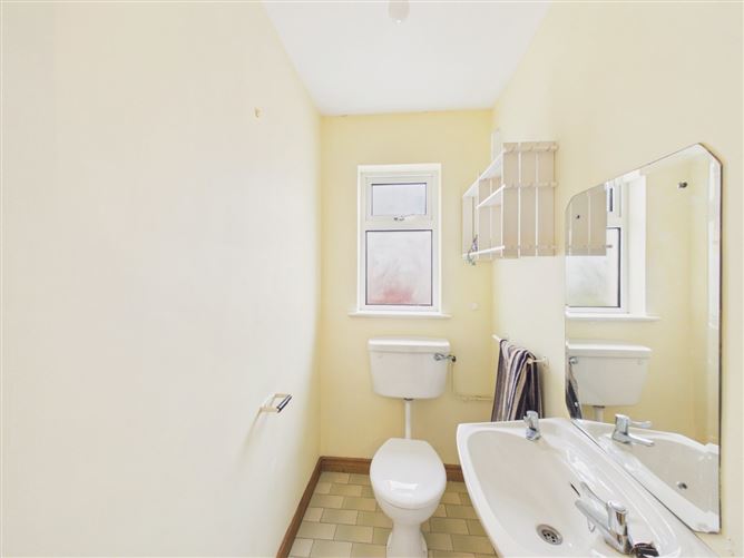 Photo 12 of 28 — 12 Hawthorn Place, Clybaun Road, Galway