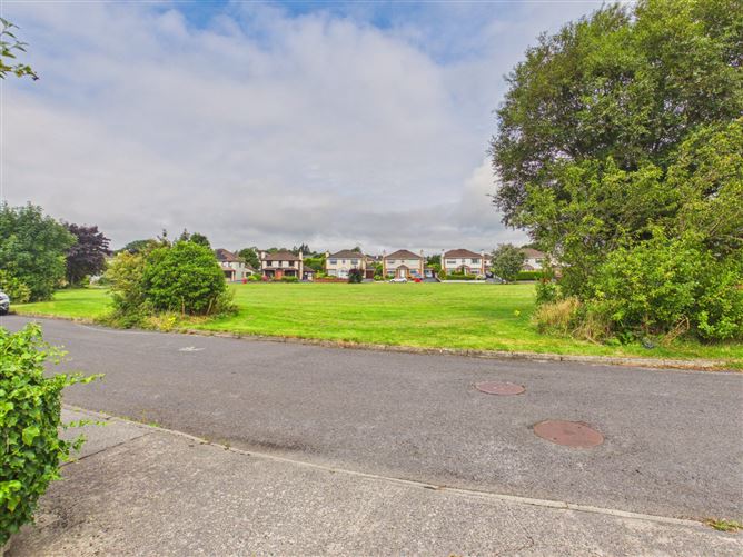 Photo 26 of 28 — 12 Hawthorn Place, Clybaun Road, Galway