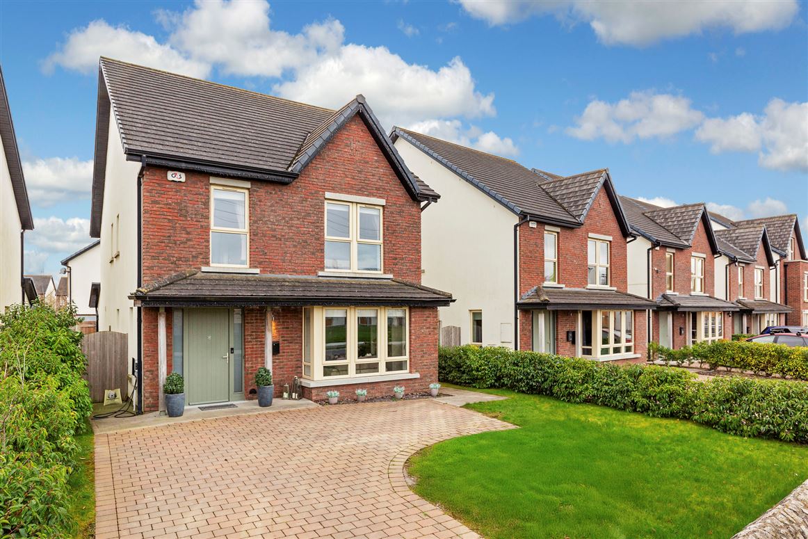 16 Hollywoodrath Road, Hollystown, Dublin 15