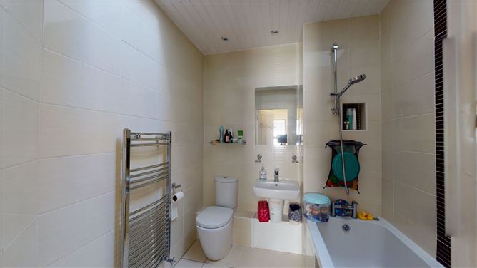 23 Glenbourne Grove, Leopardstown, Dublin 18