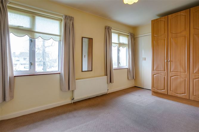 54 Mackintosh Park, Dun Laoghaire, Co. Dublin