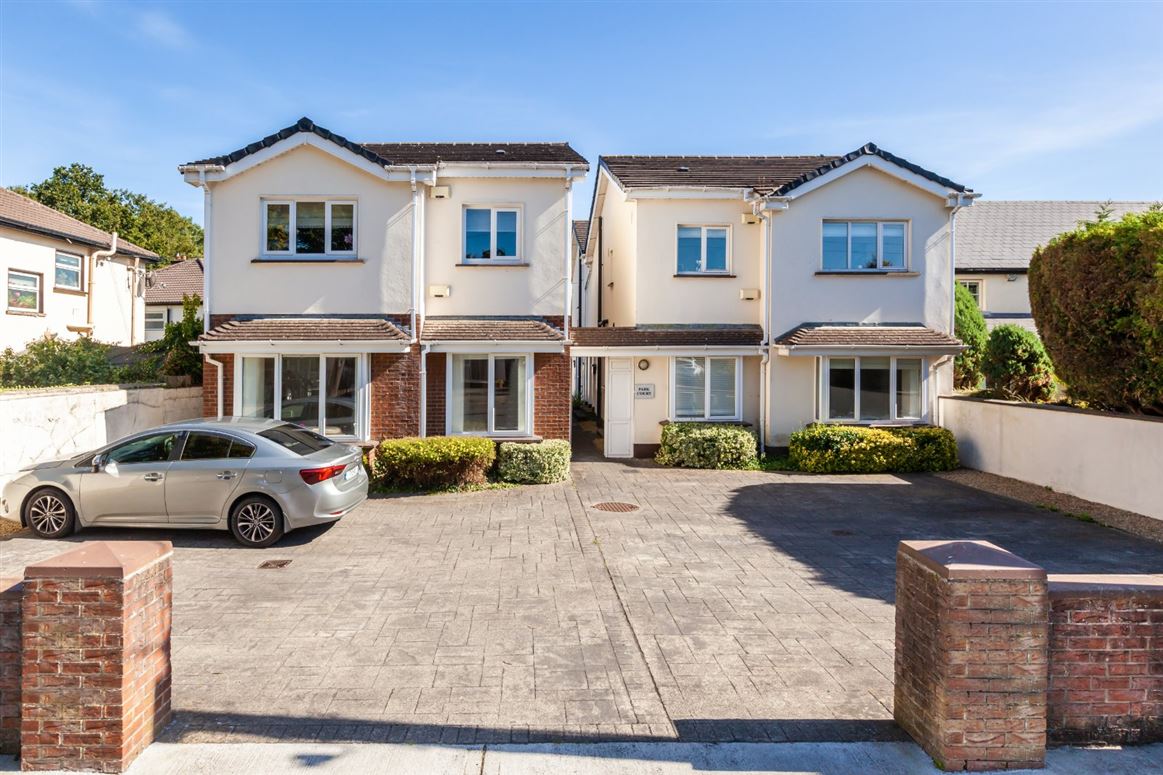 1 Park Court, Peck's Lane, Castleknock, Dublin 15