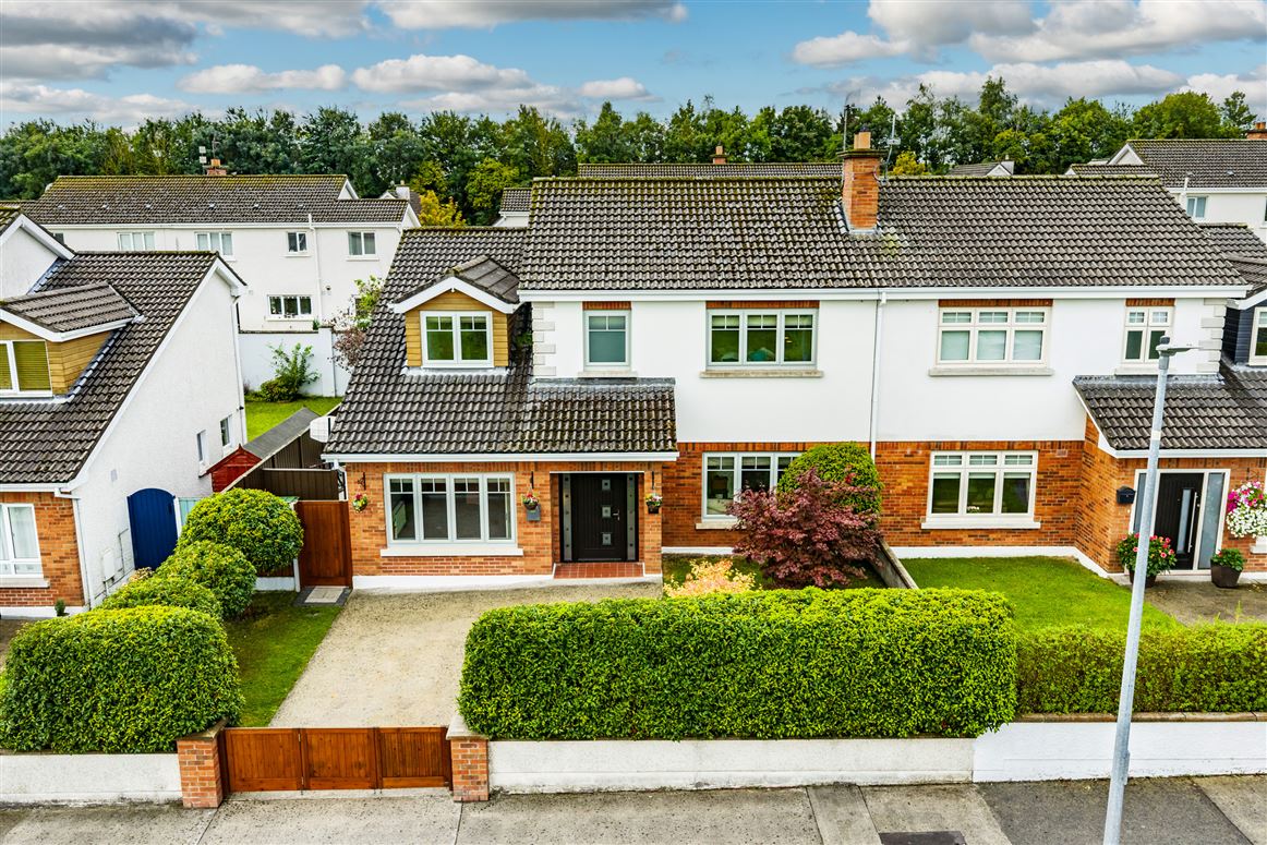 51 The Hall, Curragh Grange, Newbridge, Co. Kildare