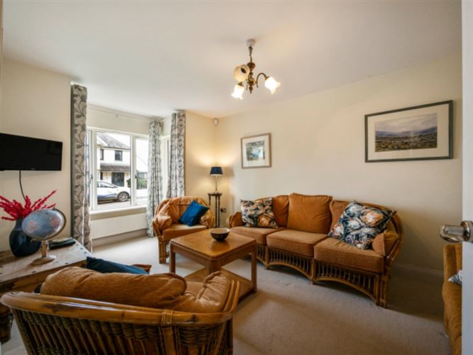 9 Hillview Crescent, Seafield Hotel and Spa Resort, Ballymoney, Co. Wexford