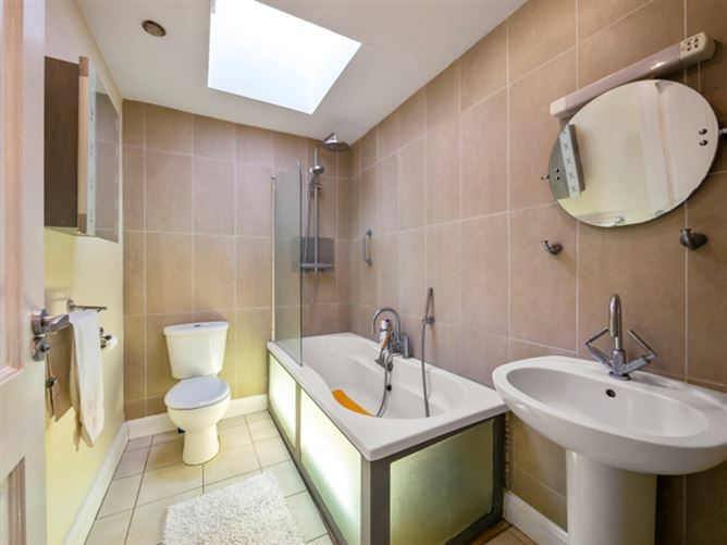 9 Hillview Crescent, Seafield Hotel and Spa Resort, Ballymoney, Co. Wexford