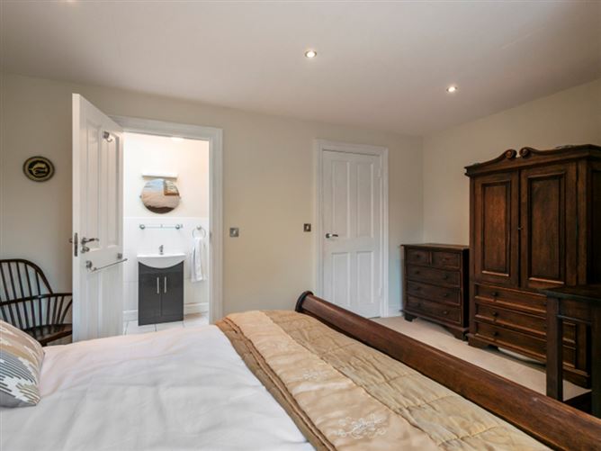 9 Hillview Crescent, Seafield Hotel and Spa Resort, Ballymoney, Co. Wexford