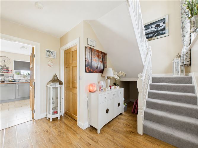 Photo 3 of 27 — 79 RUSH HALL, MOUNTRATH, Co. Laois