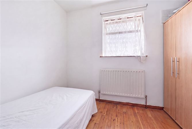 Photo 15 of 20 — 28 Hazelcroft Park, Finglas, Dublin 11