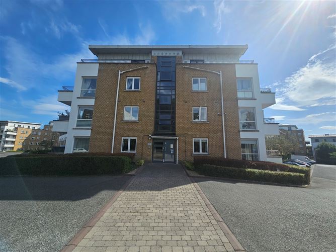 Photo 42 of 43 — Malin House, Waterville Terrace, Blanchardstown, Dublin 15, Co. Dublin