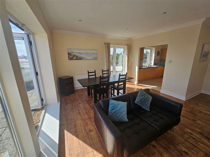 Photo 7 of 43 — Malin House, Waterville Terrace, Blanchardstown, Dublin 15, Co. Dublin