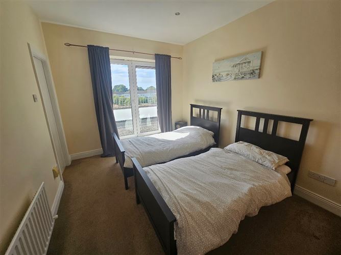 Photo 25 of 43 — Malin House, Waterville Terrace, Blanchardstown, Dublin 15, Co. Dublin