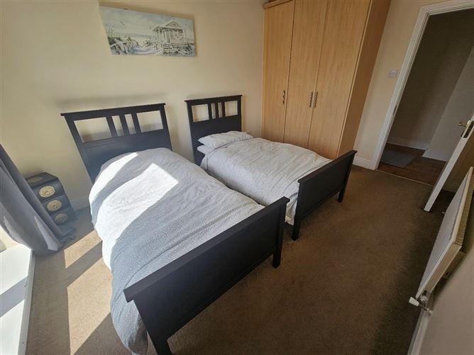 Photo 27 of 43 — Malin House, Waterville Terrace, Blanchardstown, Dublin 15, Co. Dublin