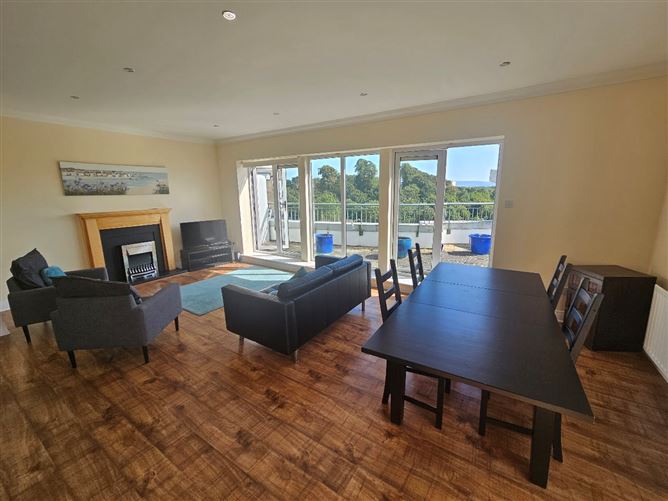 Photo 14 of 43 — Malin House, Waterville Terrace, Blanchardstown, Dublin 15, Co. Dublin