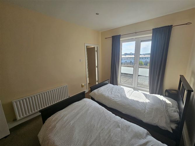 Photo 28 of 43 — Malin House, Waterville Terrace, Blanchardstown, Dublin 15, Co. Dublin