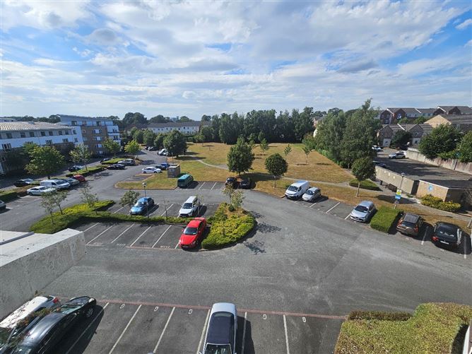 Photo 22 of 43 — Malin House, Waterville Terrace, Blanchardstown, Dublin 15, Co. Dublin