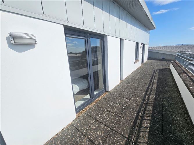 Photo 21 of 43 — Malin House, Waterville Terrace, Blanchardstown, Dublin 15, Co. Dublin