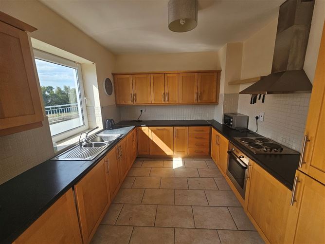 Photo 11 of 43 — Malin House, Waterville Terrace, Blanchardstown, Dublin 15, Co. Dublin