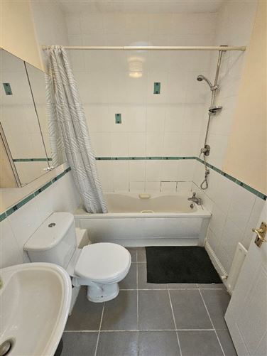 Photo 40 of 43 — Malin House, Waterville Terrace, Blanchardstown, Dublin 15, Co. Dublin