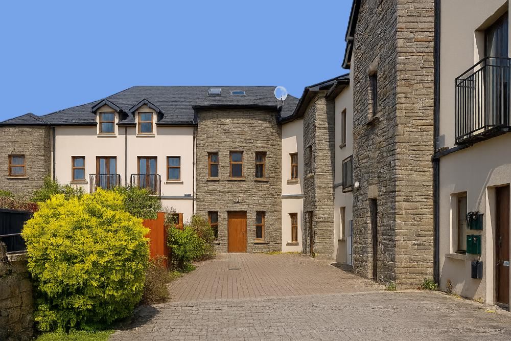 Apt. 3 The Archways, Bridge Street, Carrick On Shannon, Co. Leitrim