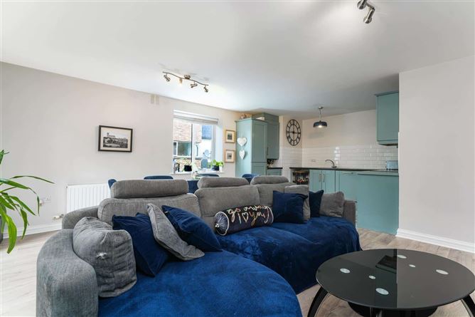 8 Eaton Way, Rathcoole, Co. Dublin