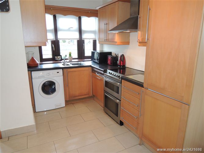 27, Dale Park Road, Aylesbury, Tallaght,  Dublin 24