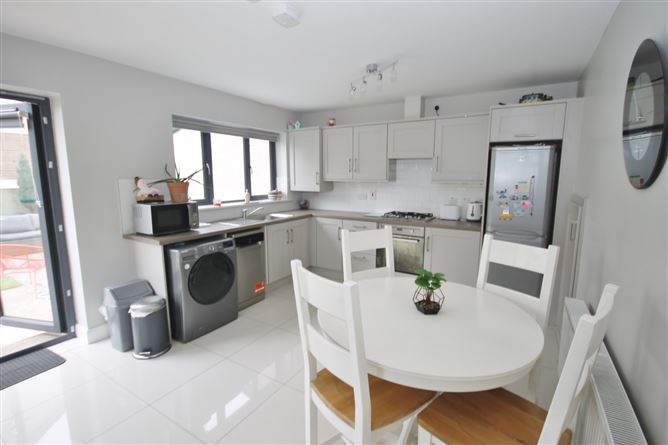 1 Elder Heath Glade, Kiltipper, Dublin 24
