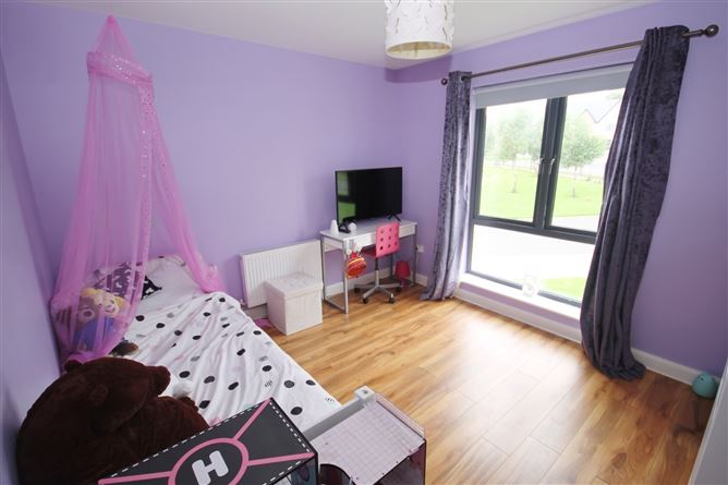 1 Elder Heath Glade, Kiltipper, Dublin 24