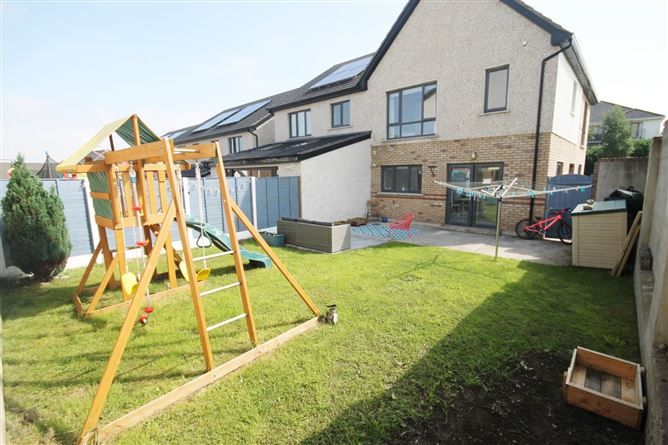 1 Elder Heath Glade, Kiltipper, Dublin 24