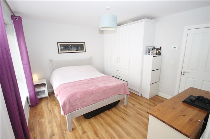 1 Elder Heath Glade, Kiltipper, Dublin 24