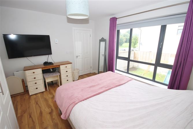1 Elder Heath Glade, Kiltipper, Dublin 24