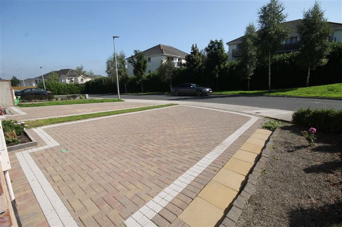1 Elder Heath Glade, Kiltipper, Dublin 24