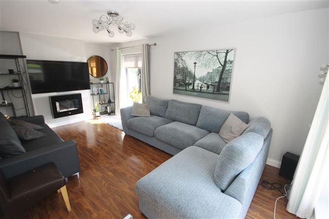 1 Elder Heath Glade, Kiltipper, Dublin 24