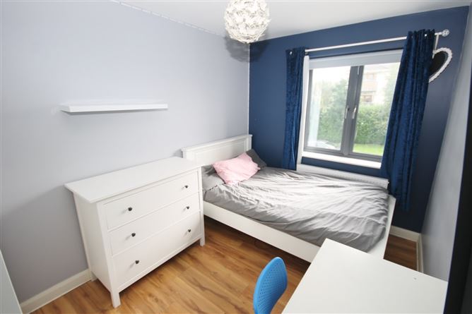 1 Elder Heath Glade, Kiltipper, Dublin 24