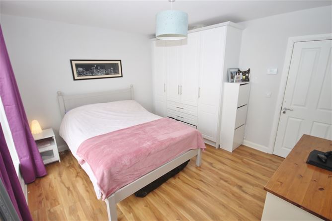 1 Elder Heath Glade, Kiltipper, Dublin 24