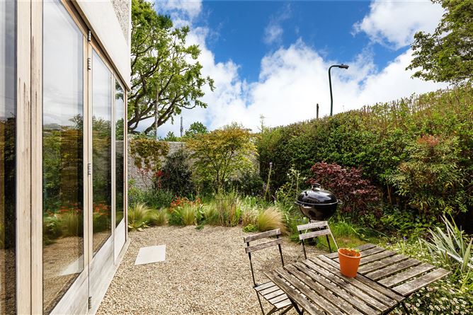 81 Hollybrook Grove, Clontarf, Dublin 3