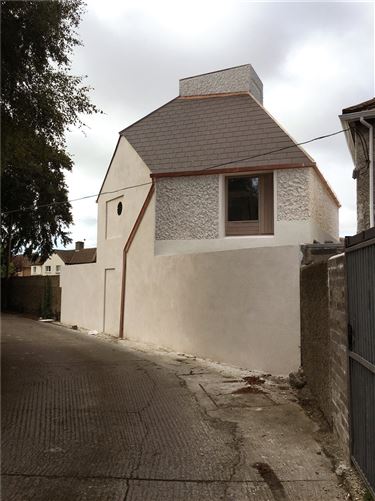 81 Hollybrook Grove, Clontarf, Dublin 3