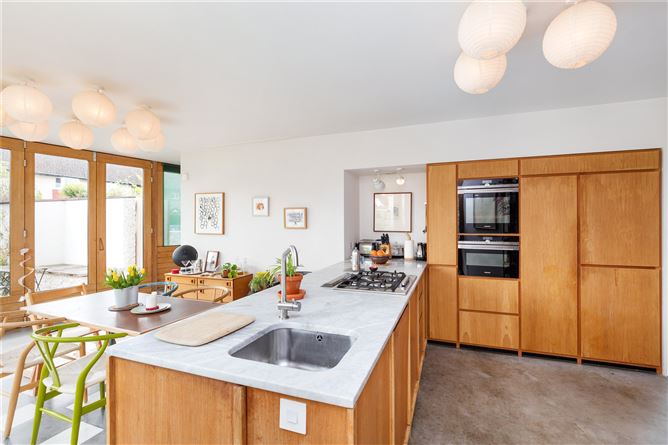 81 Hollybrook Grove, Clontarf, Dublin 3