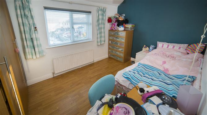 172 Briarfield Grove, Kilbarrack, Dublin