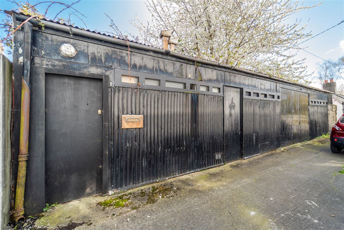 1B Bloomfield Avenue , Portobello,   Dublin 8
