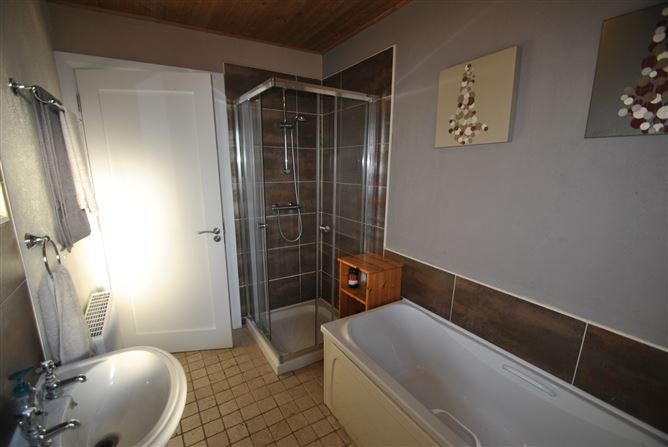 Derrinclare, Shinrone, Birr, Co. Offaly