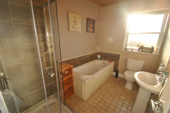 Derrinclare, Shinrone, Birr, Co. Offaly