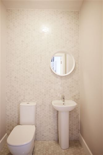 9 Norabrook, Howth Road, Clontarf,   Dublin 3