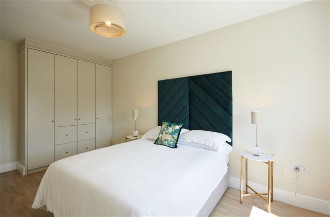 9 Norabrook, Howth Road, Clontarf,   Dublin 3