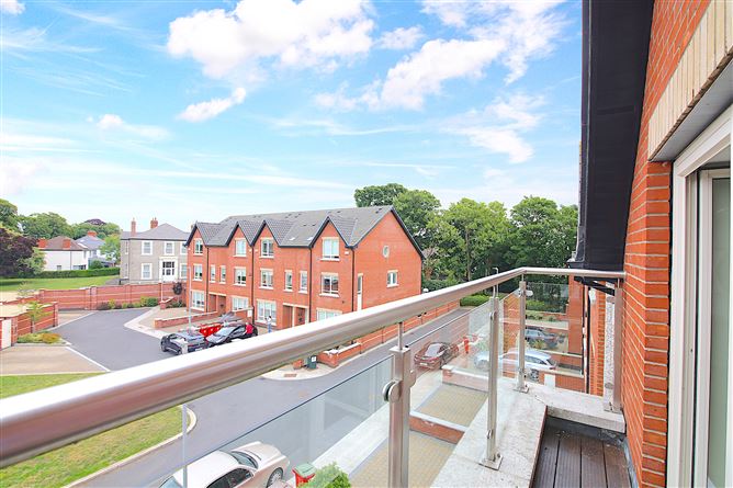9 Norabrook, Howth Road, Clontarf,   Dublin 3