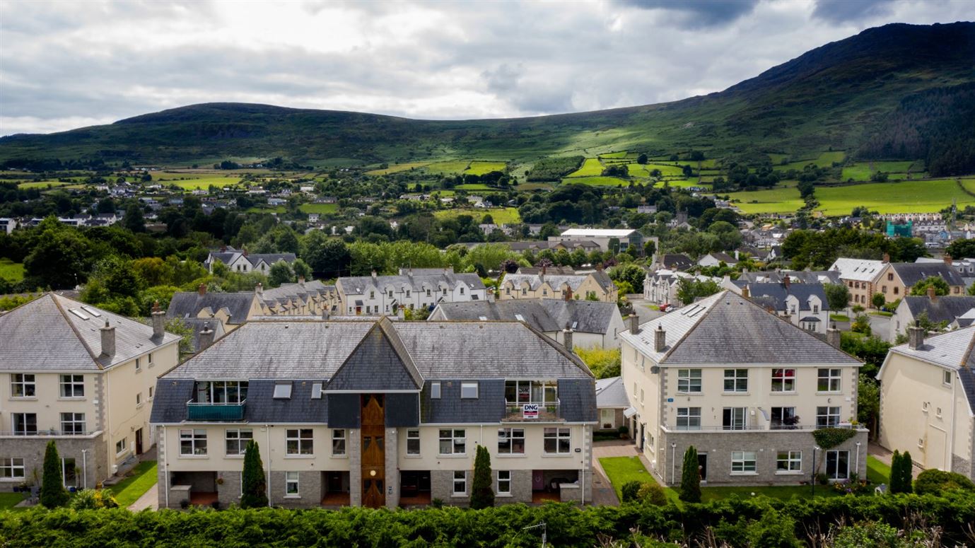 8 Cairlinn, Ghan Road, Carlingford, Co. Louth