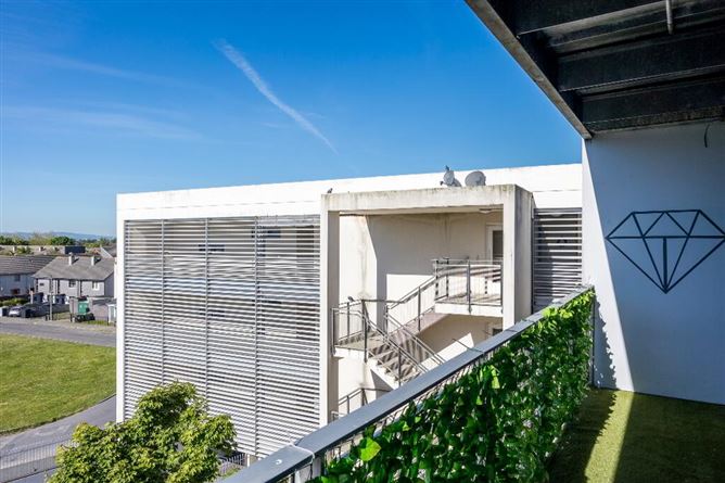 Linnbhla, 25 Santry Cross, Dublin 11, Dublin