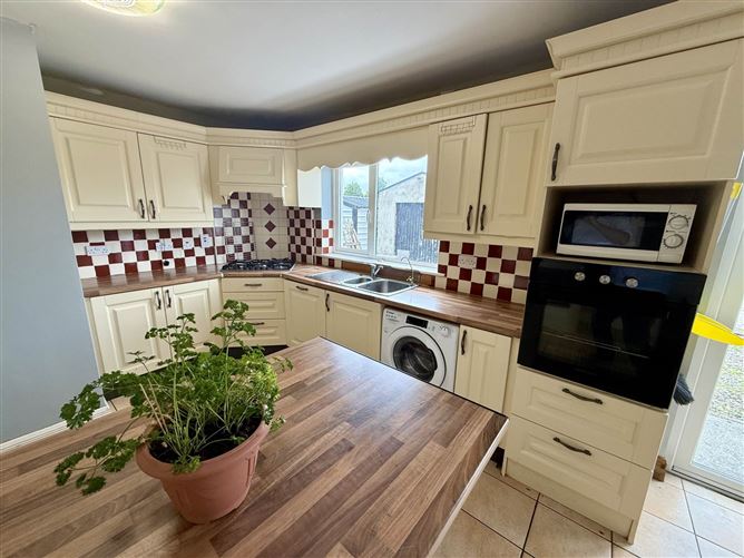 7 Cherryvale, Ballyhaunis, County Mayo