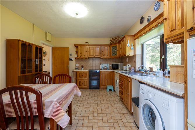 “The Willows”, Sarshill, Kilmore Village, Wexford